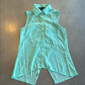 Forever 21 Mint Green Sleeveless Blouse